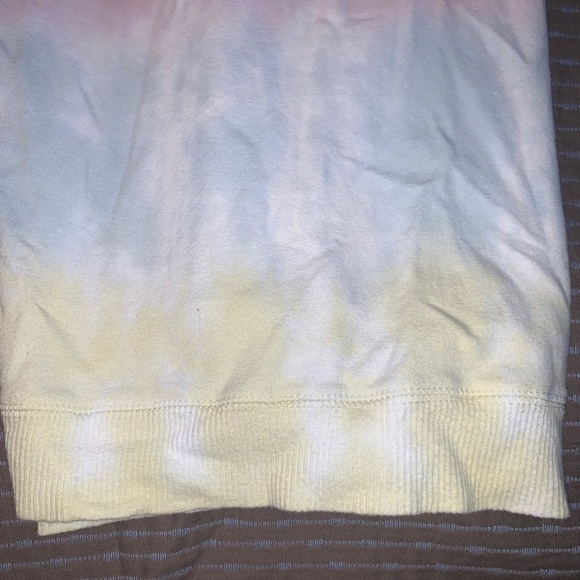 Last 2!! Limeade French Terry Tie Dye Raglan - Picture 11 of 13
